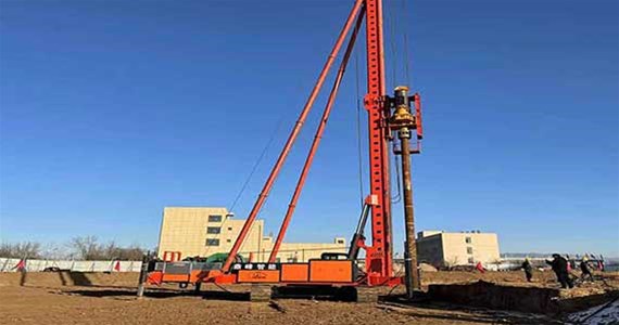 【山西擠密樁施工廠家】--精誠建業，全體員工提前給您拜年了！